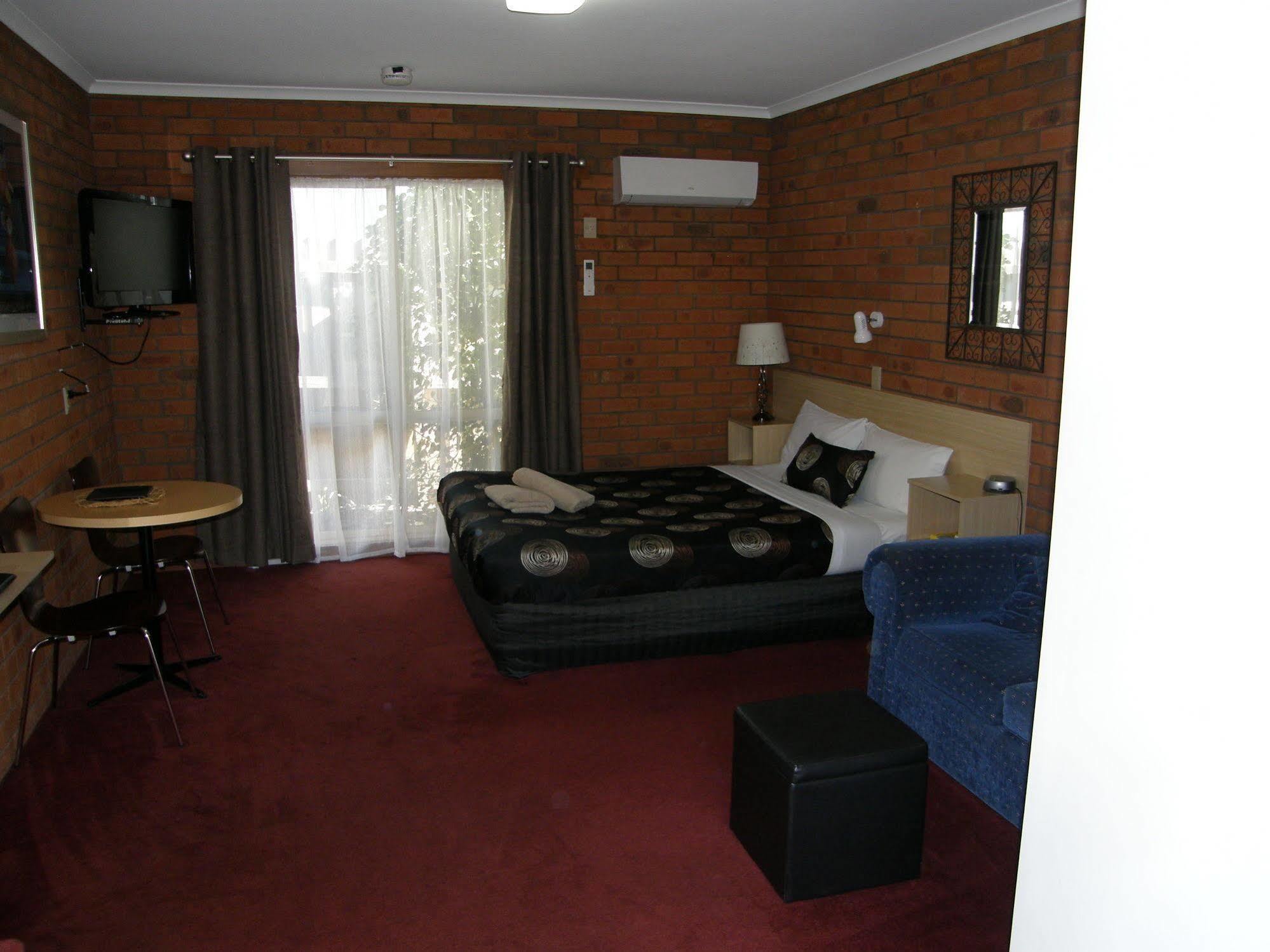Shannon Motor Inn Geelong Bagian luar foto